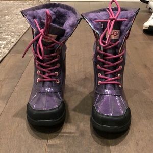 Purple snow boots